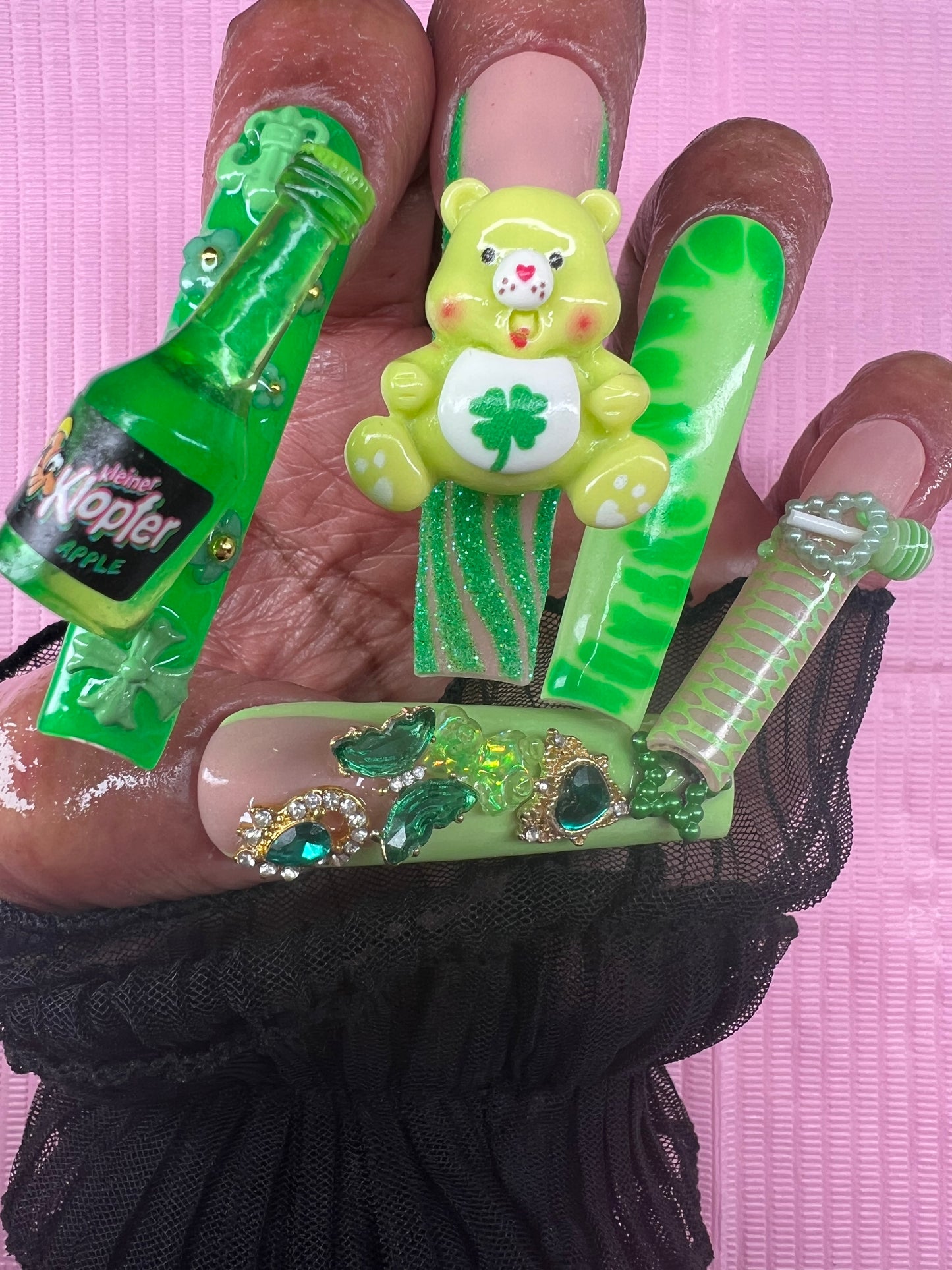 Care Bear 3XL Square All Out Green - PreszZ On Nailz!