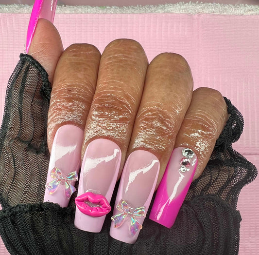 Pink Lips w/Bow Deep French in Medium Coffin Pinks!